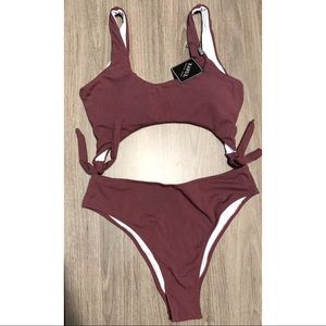 ZAFUL Women’s Cutout Ribbed One Piece Bathing Suit